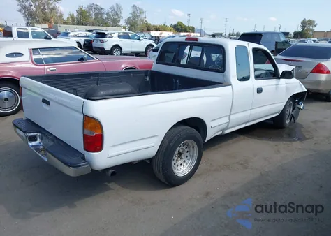 1999 Toyota Tacoma from USA, damaged, VIN 4TAVL52N1XZ523726